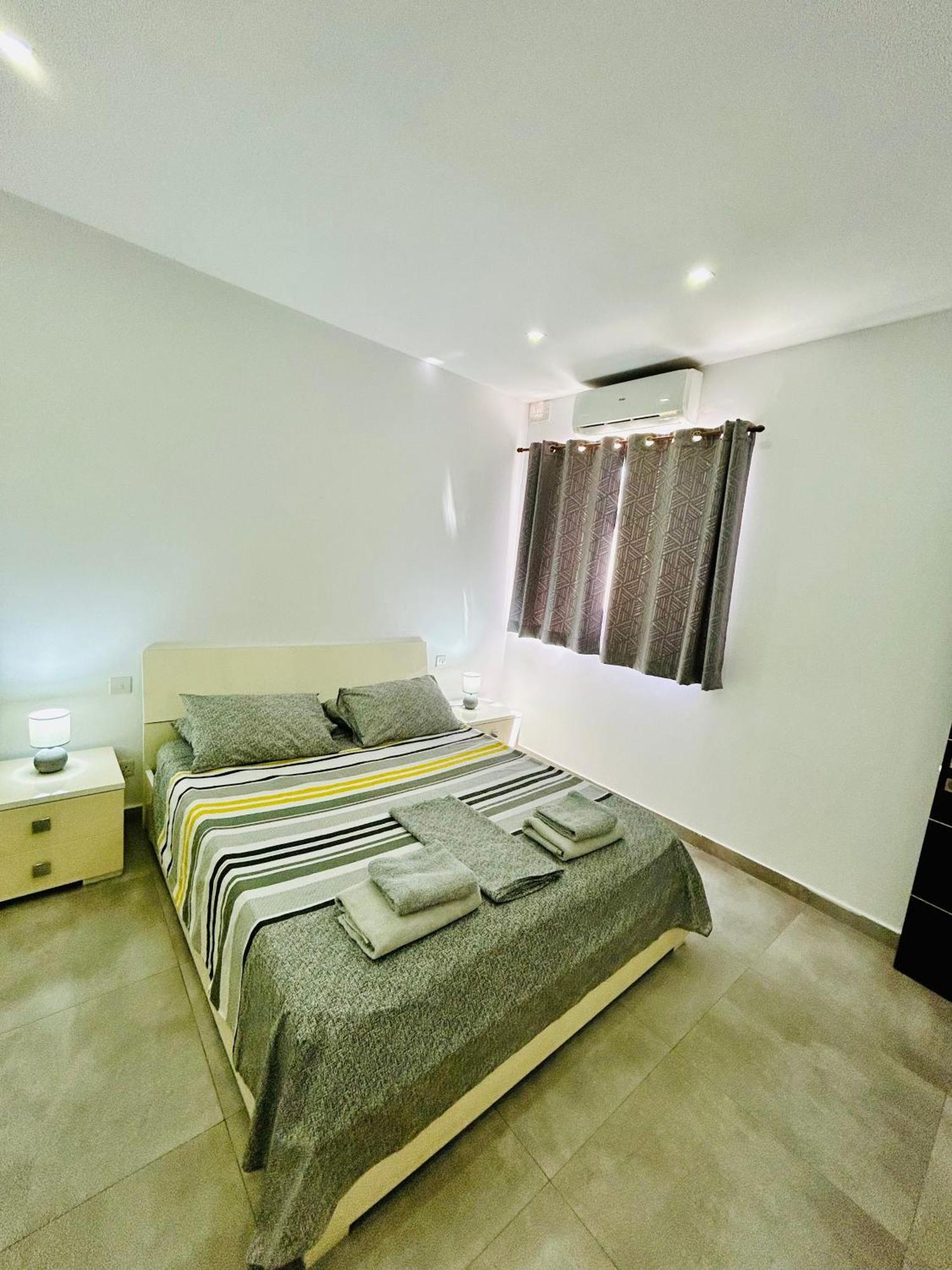 Cosy Seaside Apt, 200M From The Seafront Gzira Buitenkant foto