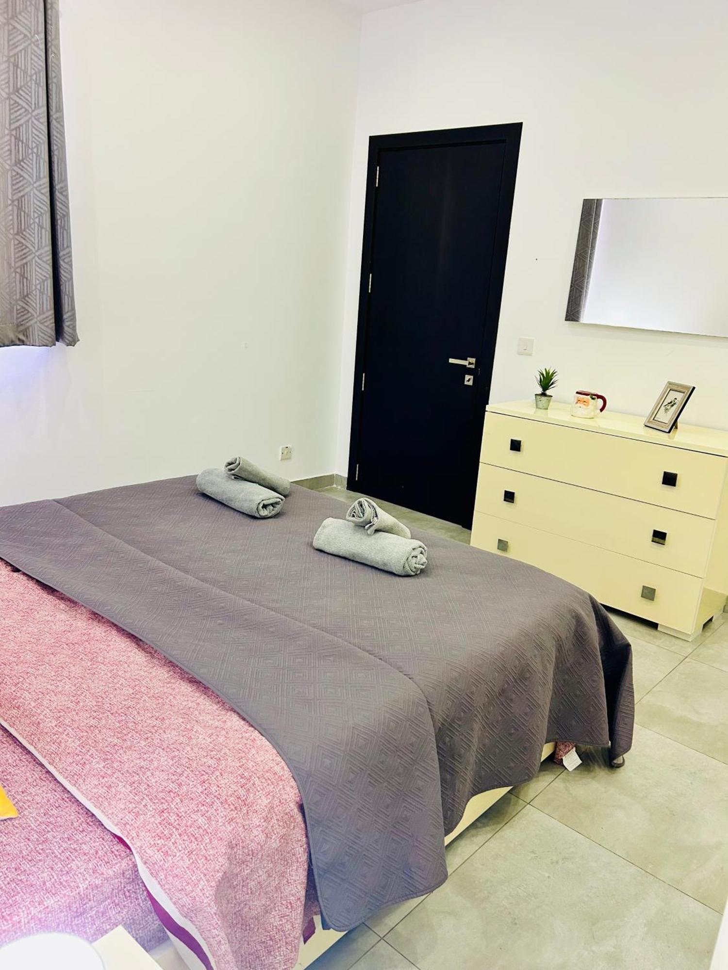 Cosy Seaside Apt, 200M From The Seafront Gzira Buitenkant foto