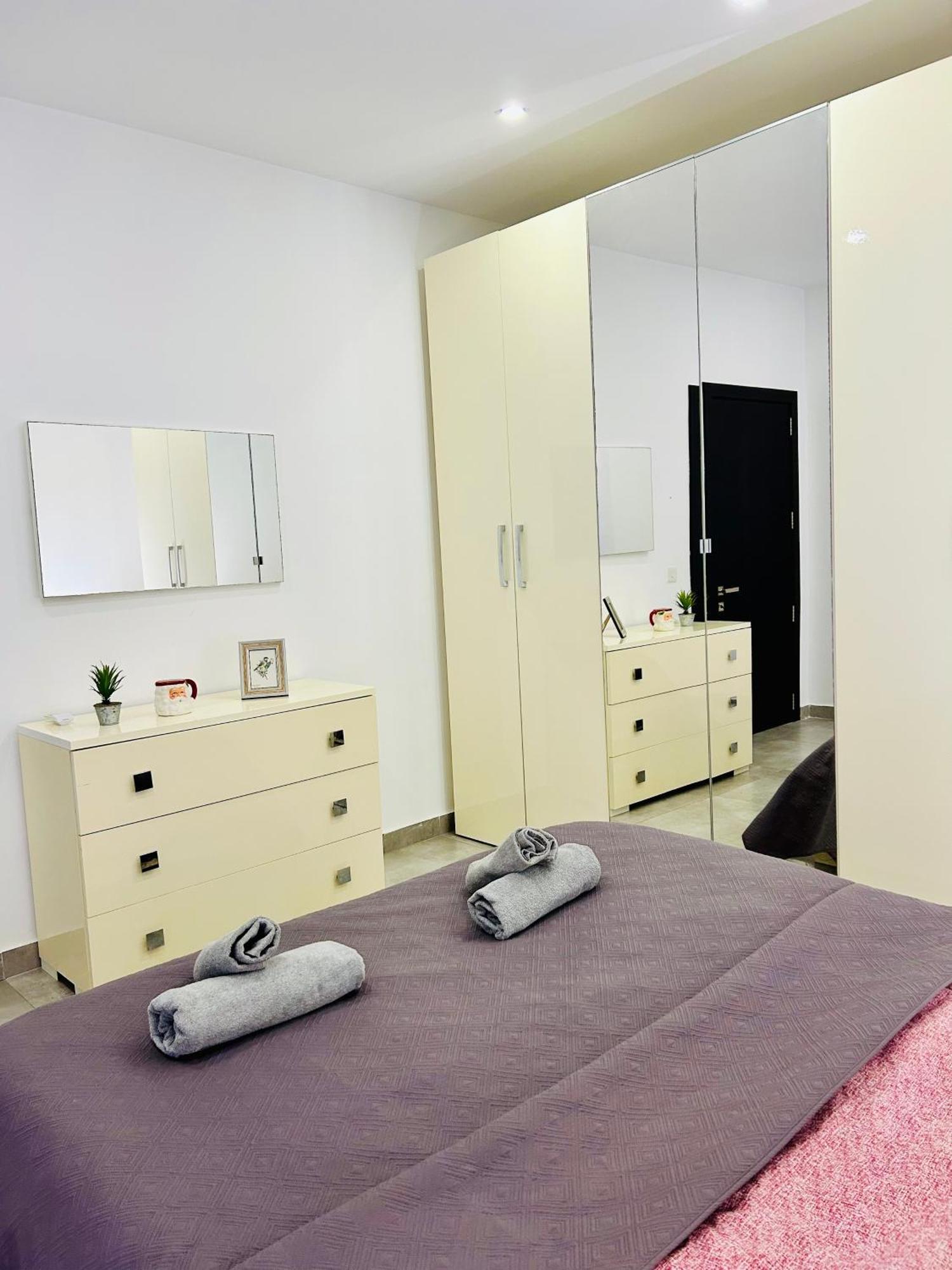 Cosy Seaside Apt, 200M From The Seafront Gzira Buitenkant foto